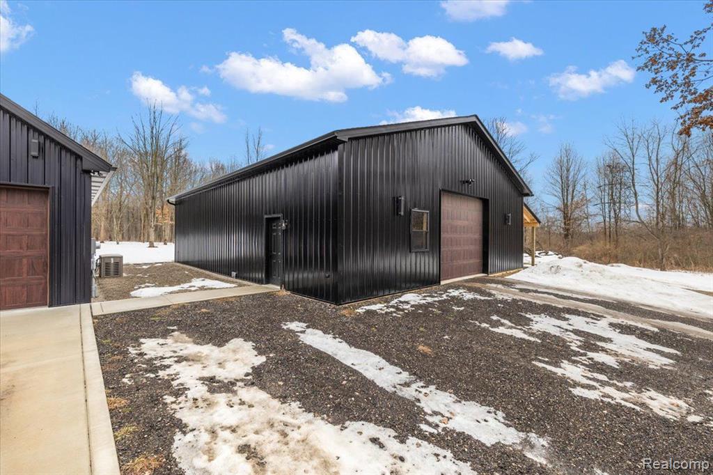 13241 Rattalee Lake Road Davisburg, MI 48350 - Photo 6 of 67