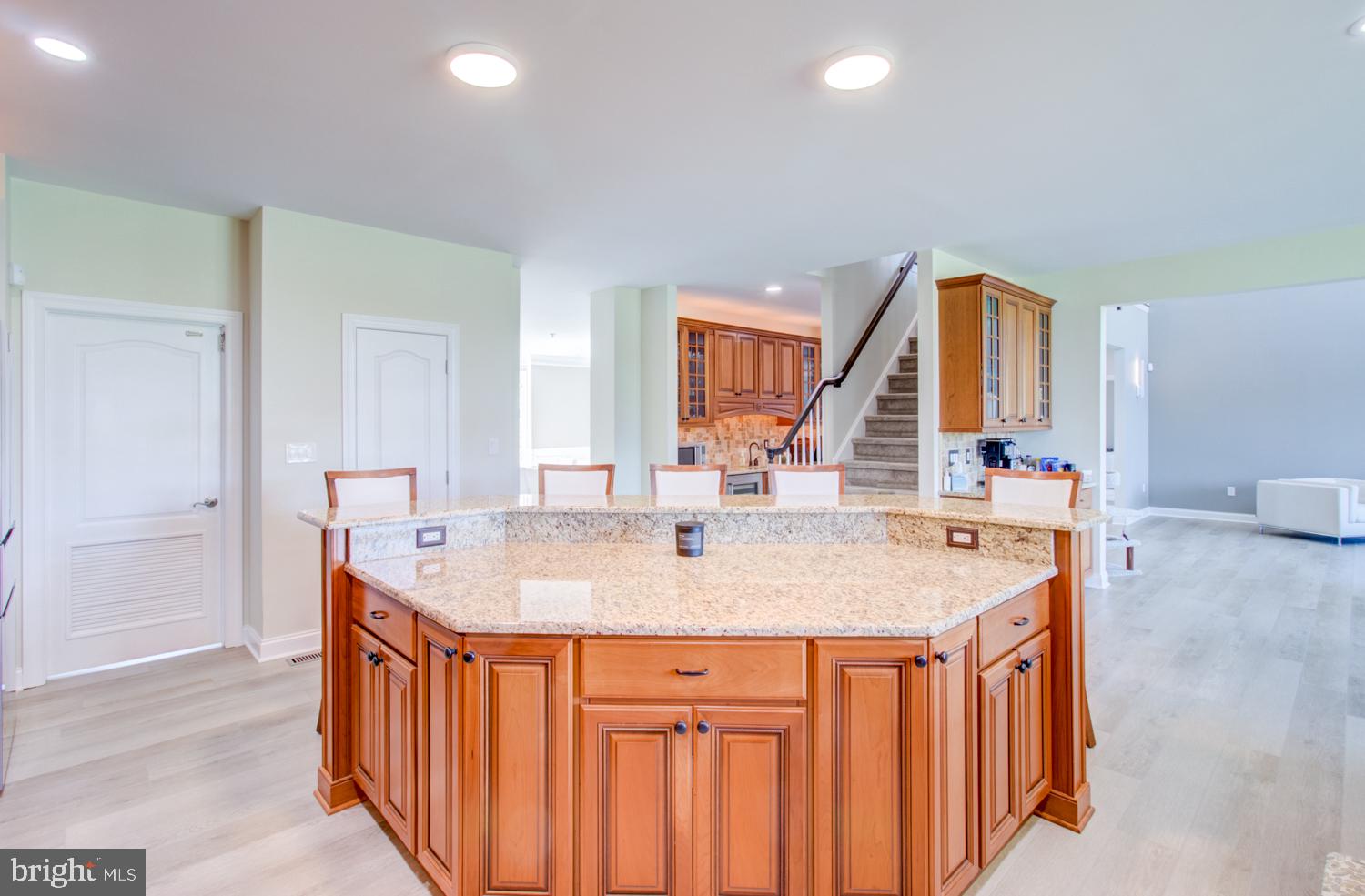 392 Old York Road Hamilton, NJ 08620 - Photo 30 of 66 Gallery Image 30