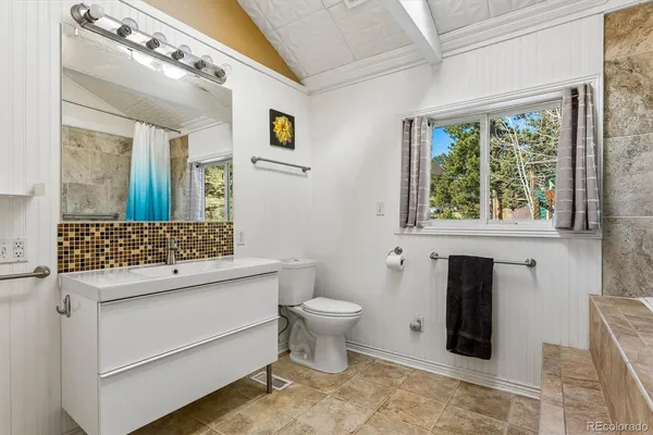 $575,000 | 27083 Pine Drive, Evergreen, CO 80439