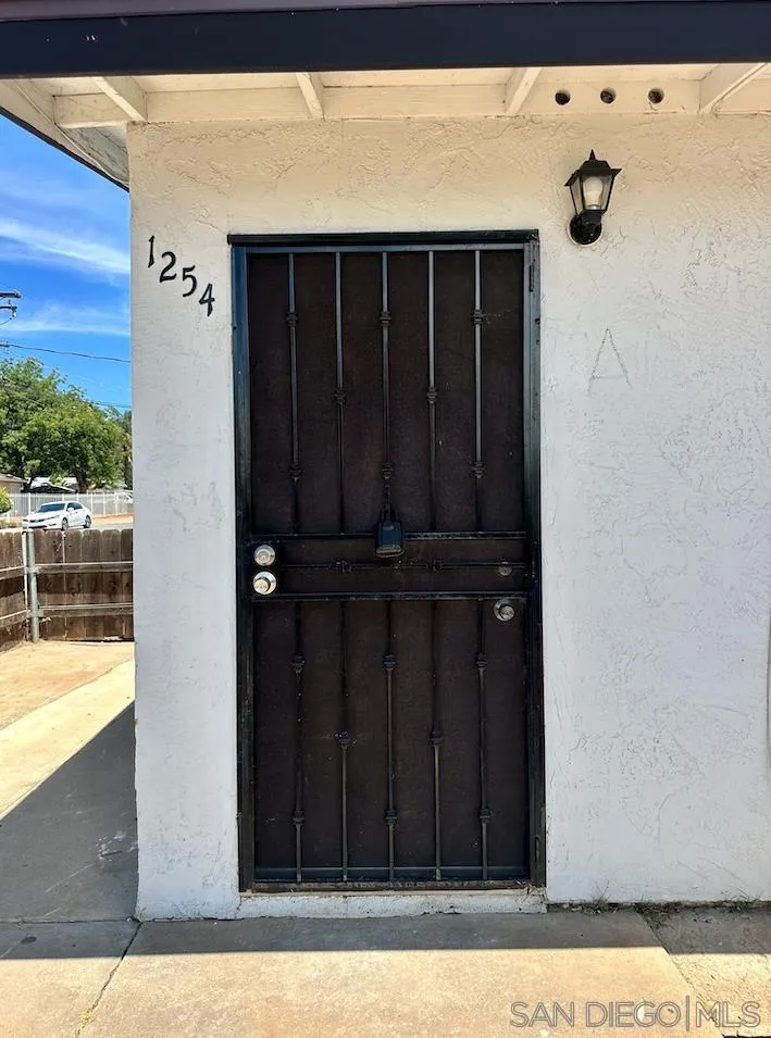 1254 Sumner Avenue, Unit A El Cajon, CA 92021 - Photo 5 of 9