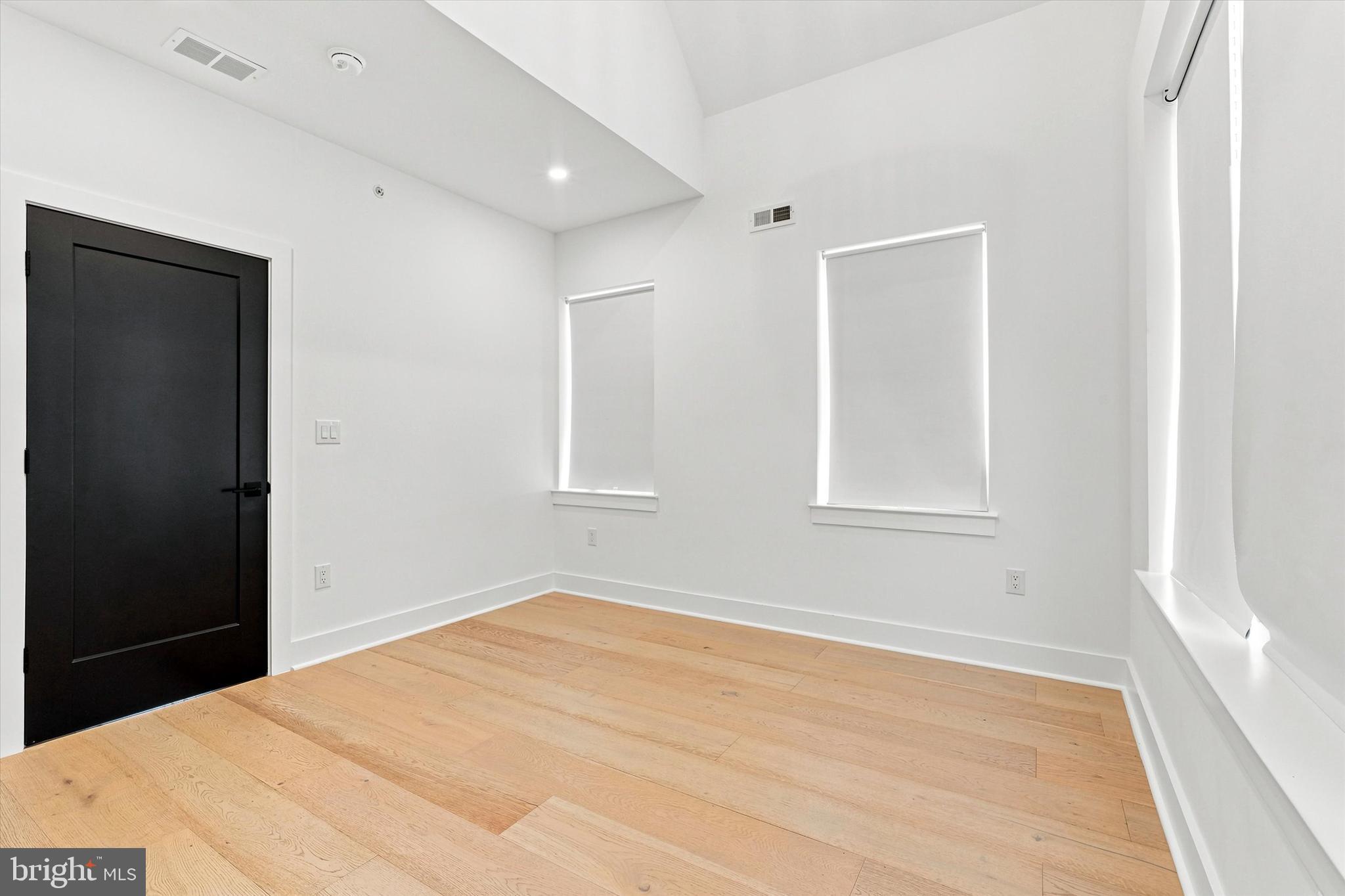 623 Crestview Road Philadelphia, PA 19128 - Photo 45 of 60 Bedroom
