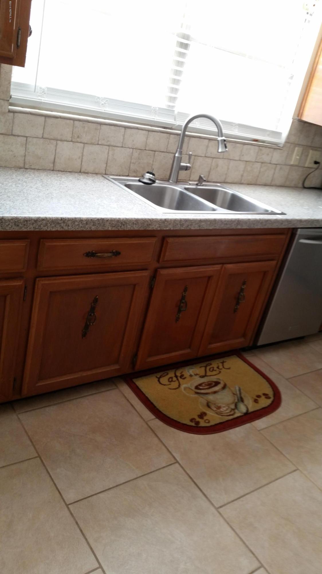 3373 Hermitage Road Jacksonville, FL 32277 - Photo 19 of 61 18 kitchen sink