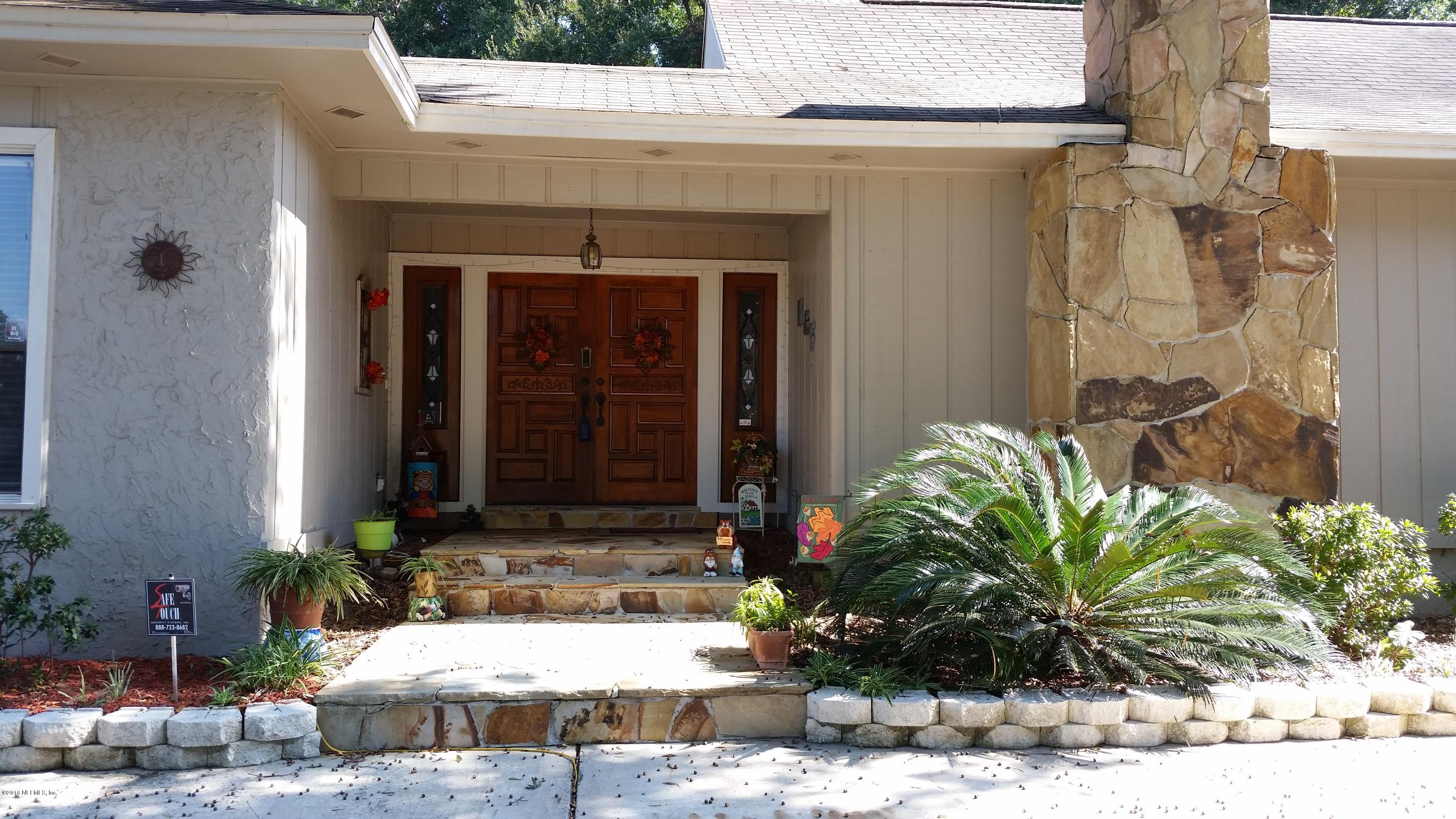3373 Hermitage Road Jacksonville, FL 32277 - Photo 2 of 61 2 House Porch