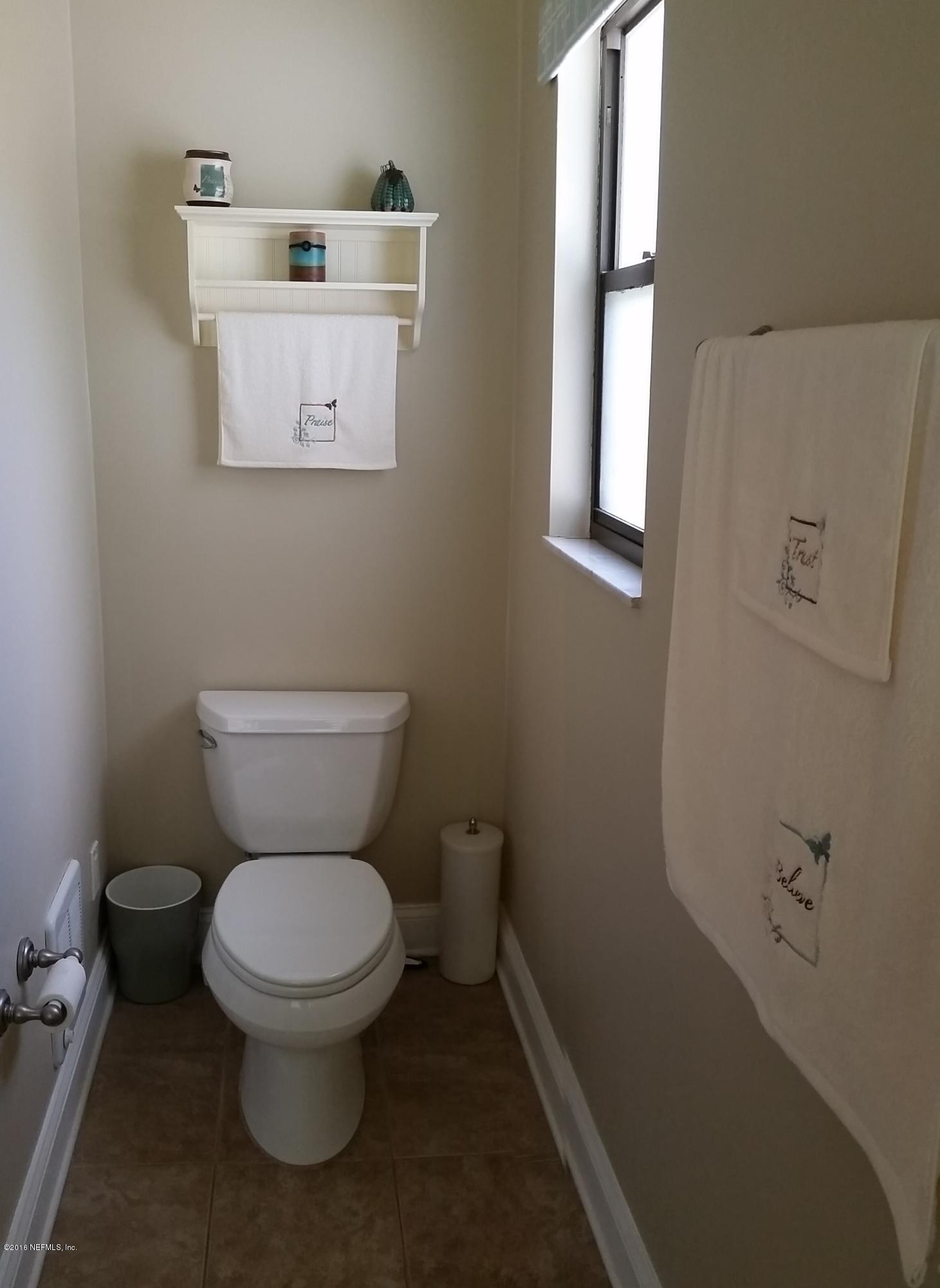 3373 Hermitage Road Jacksonville, FL 32277 - Photo 50 of 61 49 Master Bath Toilet