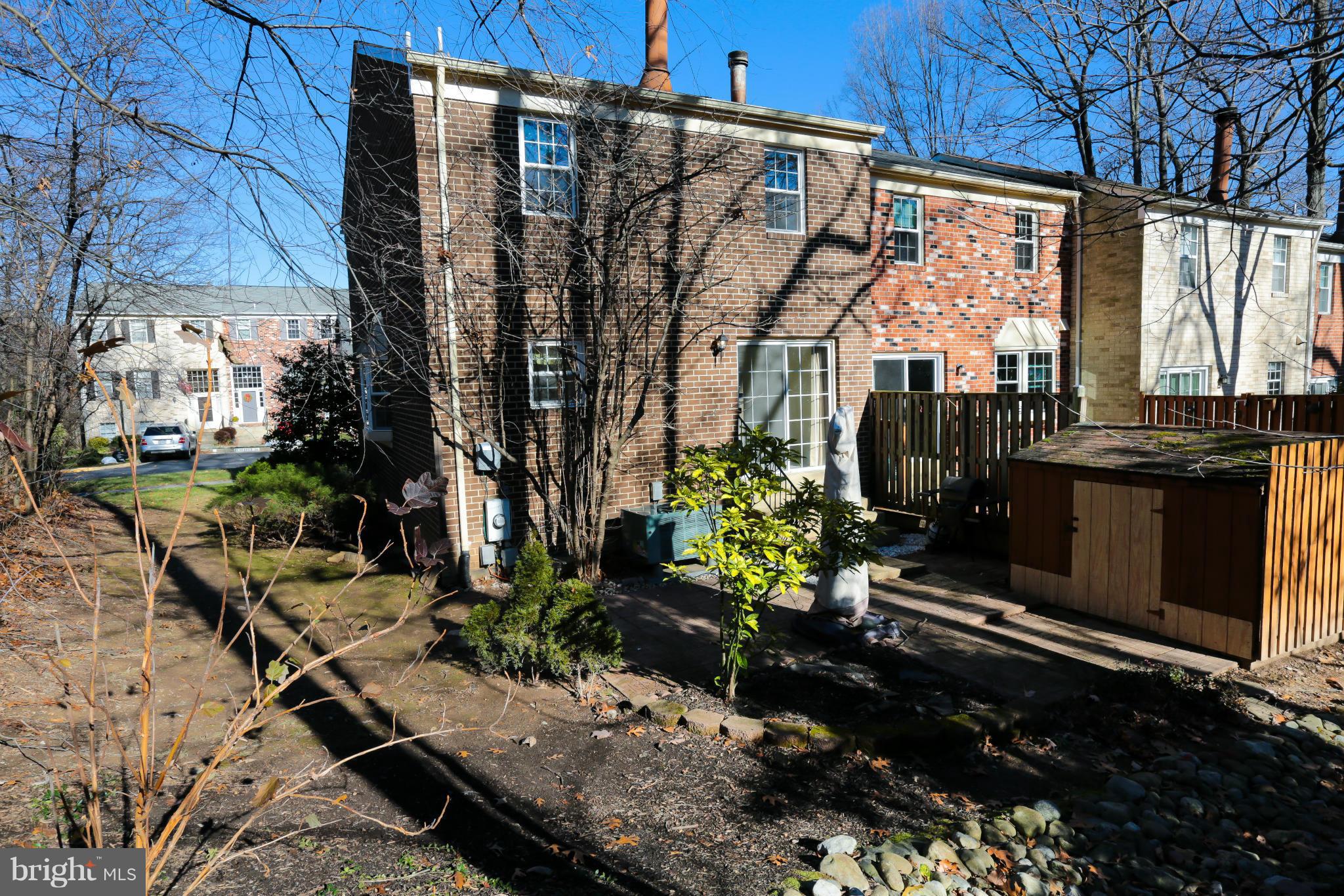 11755 Dry River Court Reston, VA 20191 - Photo 20 of 21 Exterior (Rear)