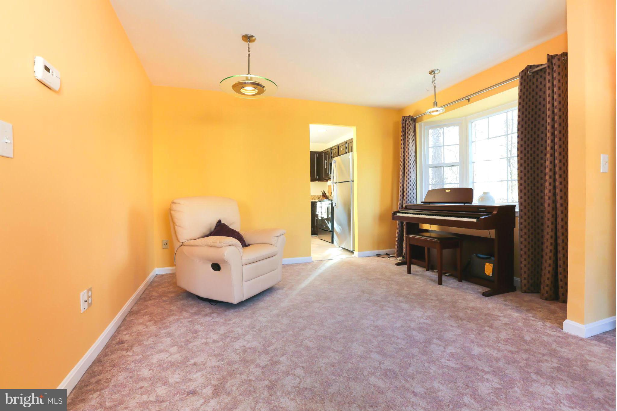 11755 Dry River Court Reston, VA 20191 - Photo 4 of 21 Interior (General)