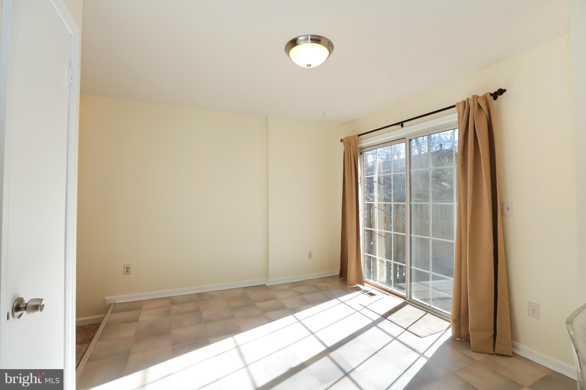 11755 Dry River Court Reston, VA 20191 - Photo 5 of 21 Kitchen