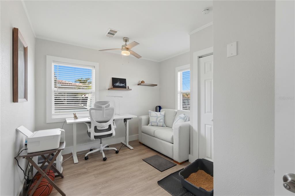 15424 2nd Street East Madeira Beach, FL 33708 - Photo 14 of 30