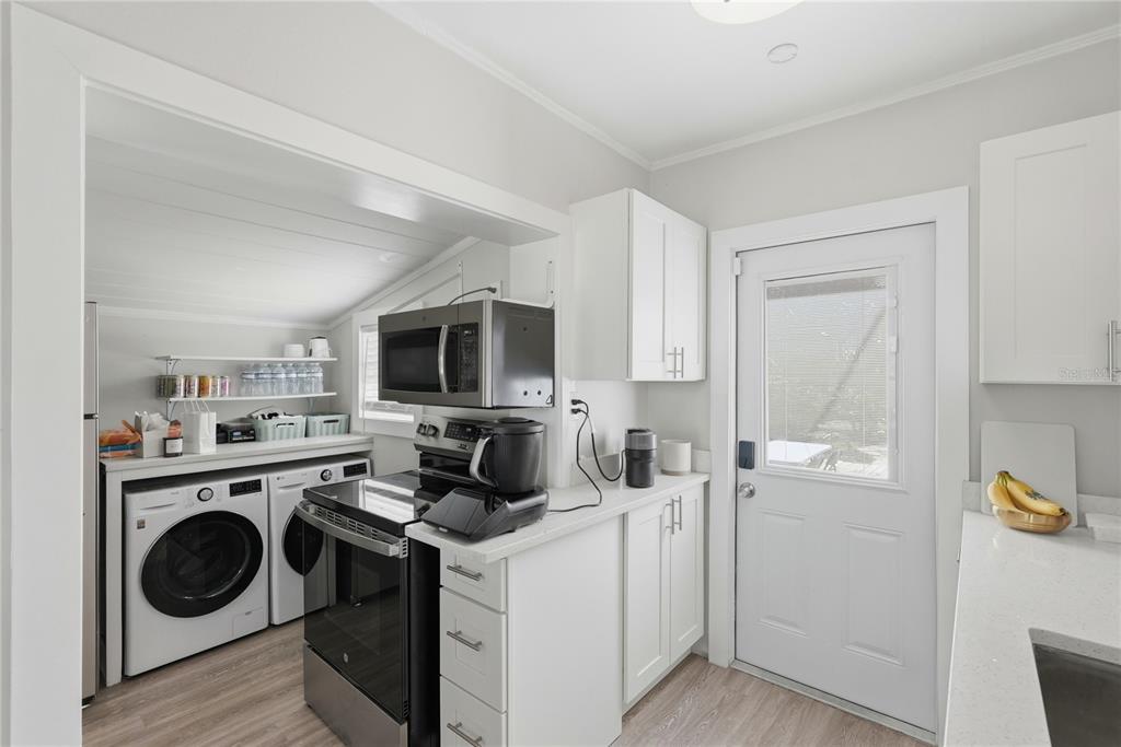 15424 2nd Street East Madeira Beach, FL 33708 - Photo 8 of 30