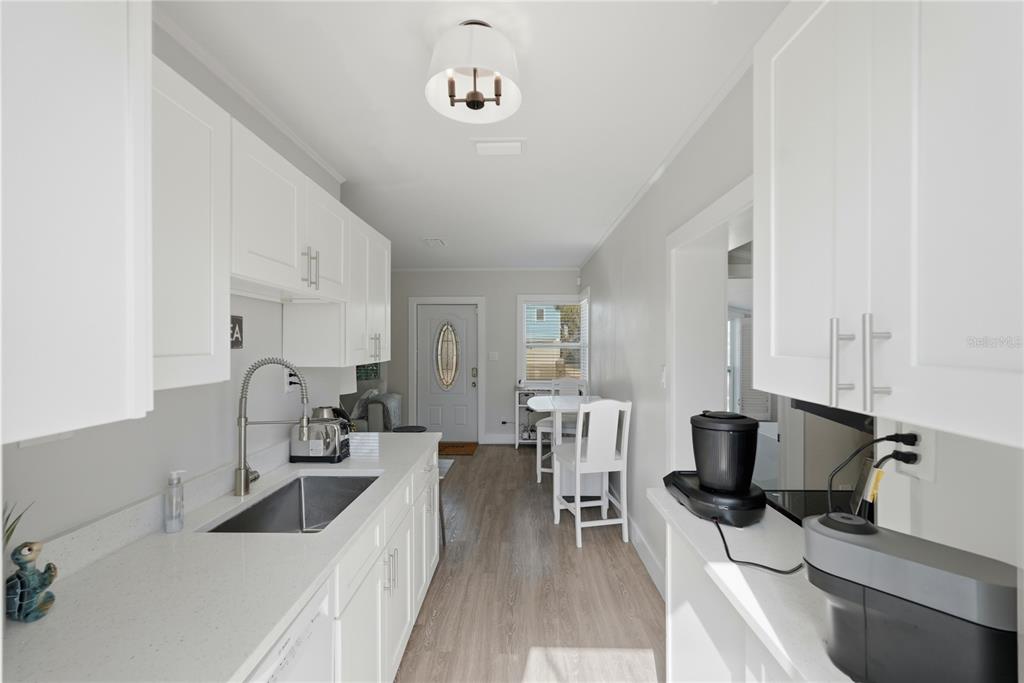 15424 2nd Street East Madeira Beach, FL 33708 - Photo 9 of 30