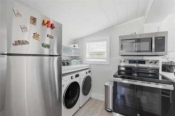 $575,000 | 15424 2nd Street East, Madeira Beach, FL 33708
