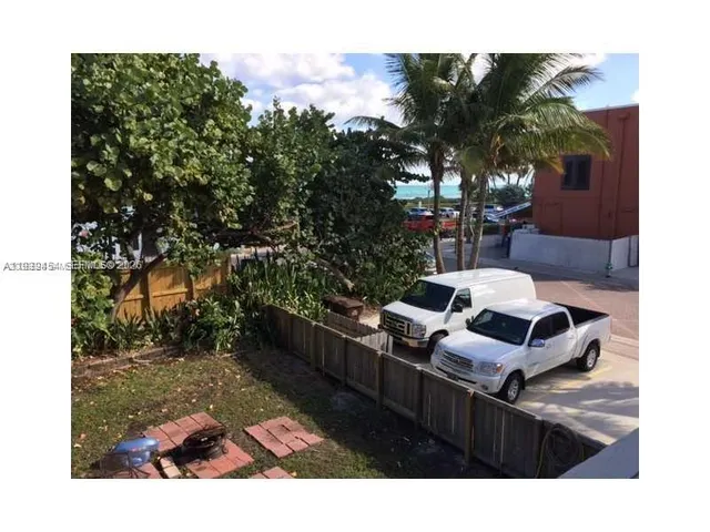 $2,500 | South Central Beach, Hollywood, FL 33019
