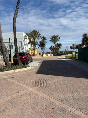 $2,500 | South Central Beach, Hollywood, FL 33019