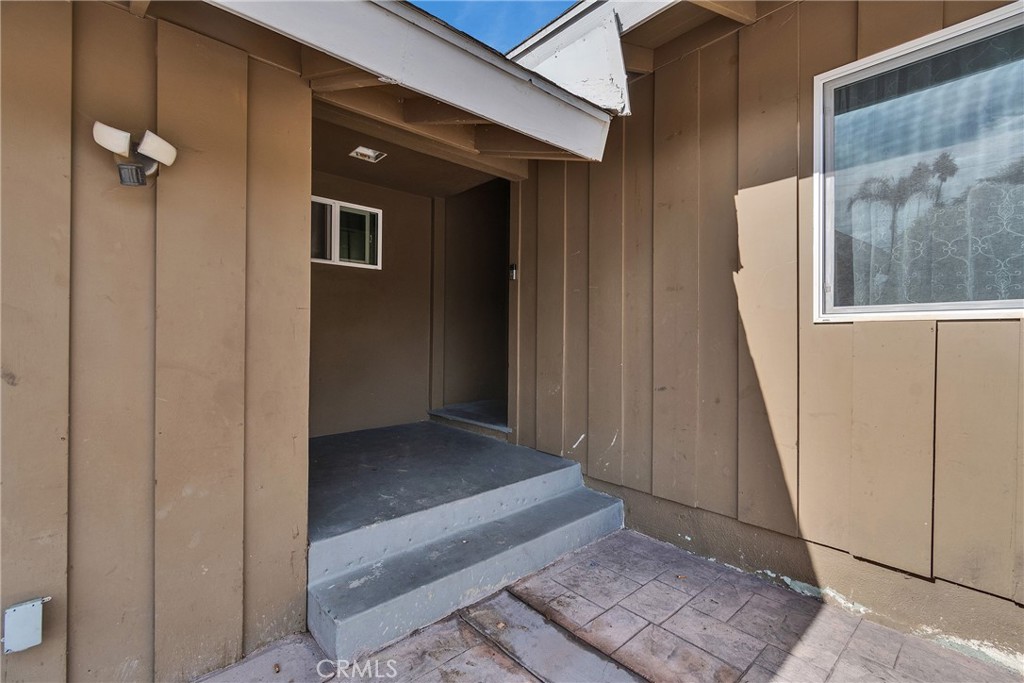 5121 Sierra Street Riverside, CA 92504 - Photo 8 of 34 a view of a hallway with closet