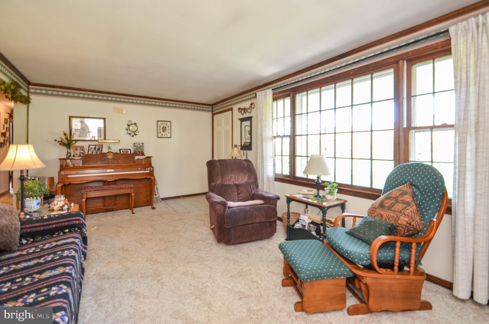 461 Portzer Road Quakertown, PA 18951 - Photo 4 of 29 Gallery Image 4