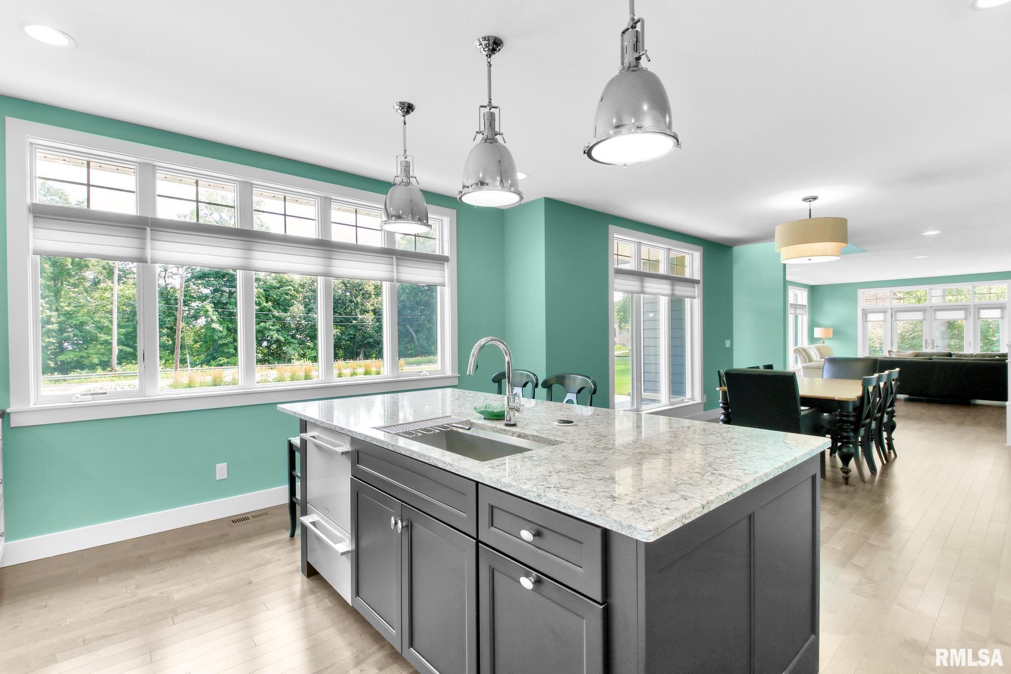 5639 North Prospect Road Peoria, IL 61614 - Photo 10 of 49 Gallery Image 10