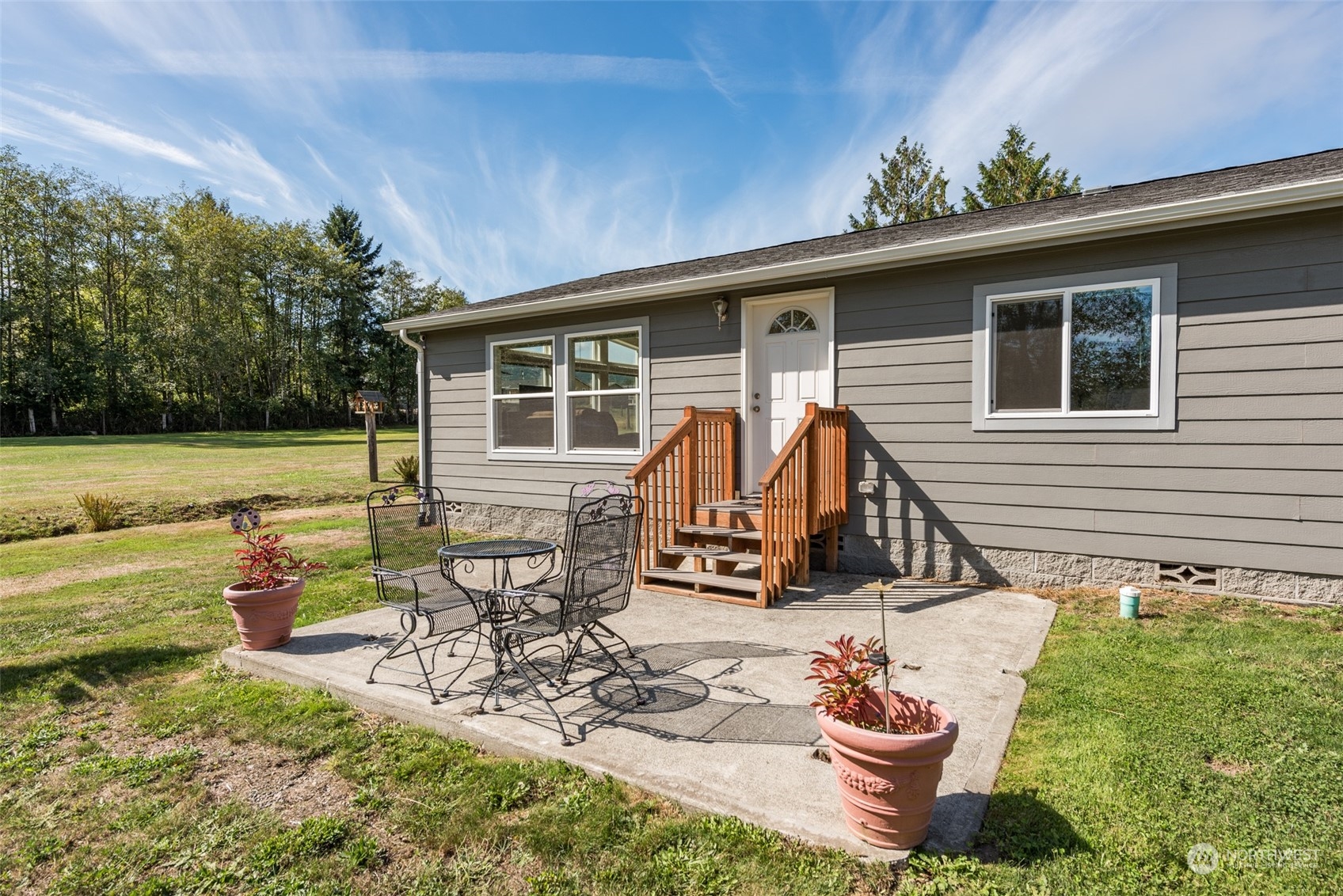 1812 West Courtney Road Port Angeles, WA 98363 - Photo 3 of 38