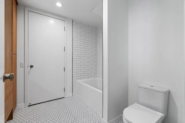 $4,495 | 290 Market Street, Unit 702, Minneapolis, MN 55405