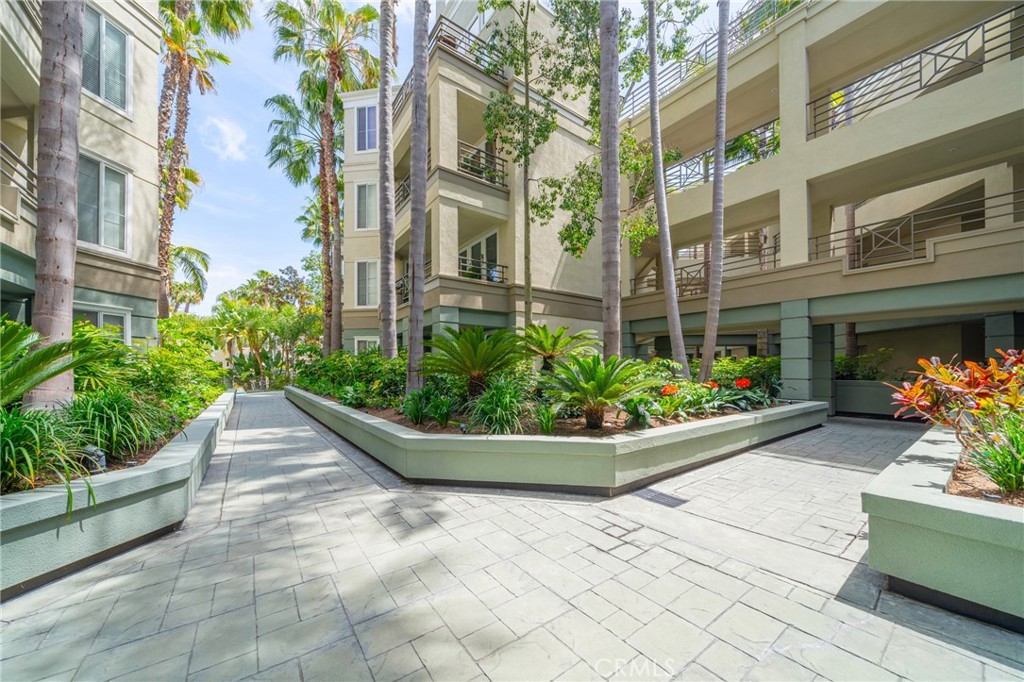 2233 Martin, Unit 202 Irvine, CA 92612 - Photo 29 of 33 a view of a garden with pathway