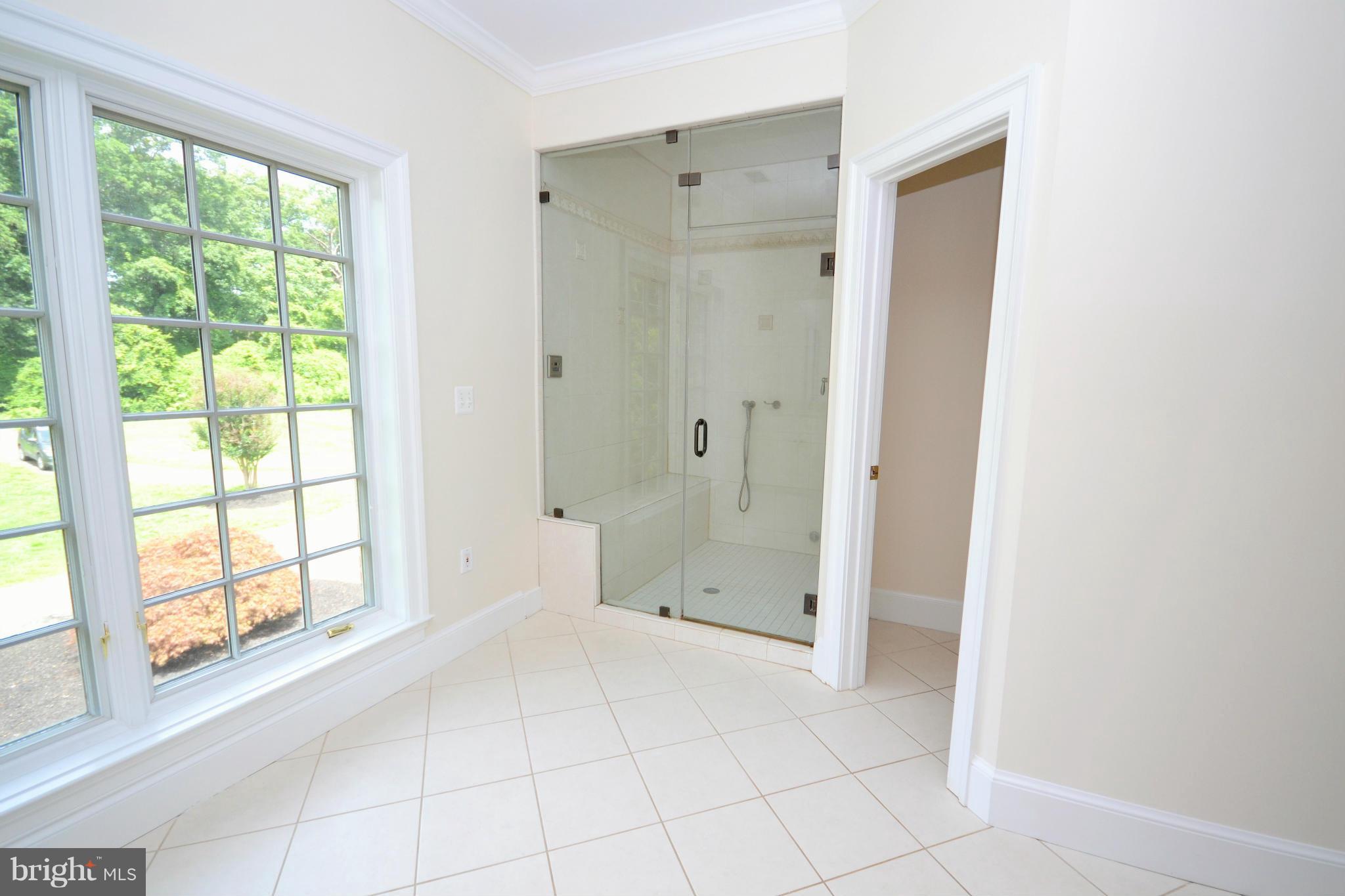 9243 Rogues Road Midland, VA 22728 - Photo 19 of 30 Bath