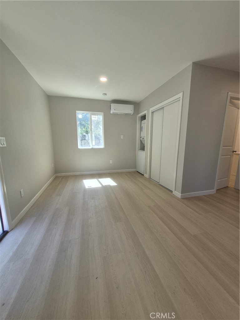 8913 Rathburn Avenue Northridge, CA 91325 - Photo 8 of 17