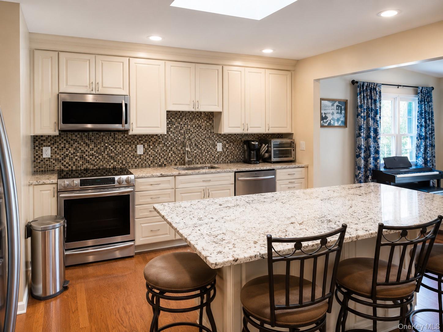 10 Roe Circle Monroe, NY 10950 - Photo 7 of 22 Gallery Image 7
