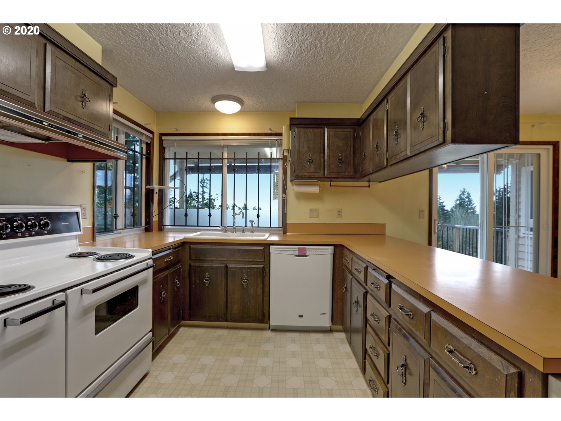 13317 Northwest Germantown Road Portland, OR 97231 - Photo 10 of 32 Gallery Image 10