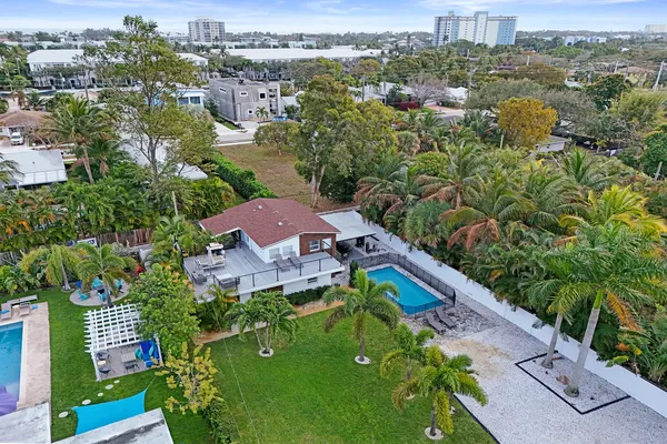 $15,000 | 311 Southeast 3rd Avenue, Delray Beach, FL 33483