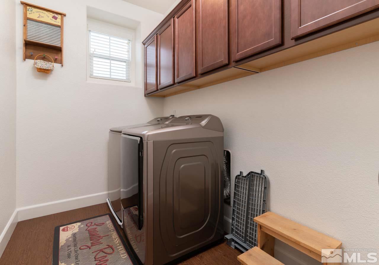 9341 Pond Court Reno, NV 89506 - Photo 17 of 30 a utility room with dryer and washer