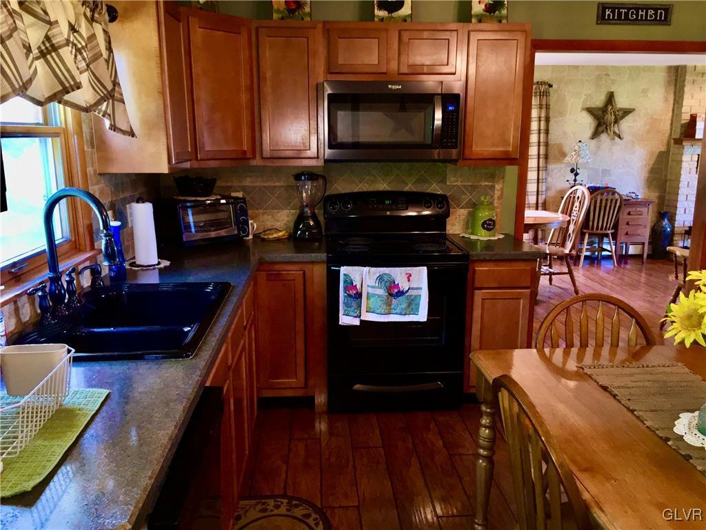2233 Ranch Road Slatington, PA 18080 - Photo 14 of 48 Gallery Image 14