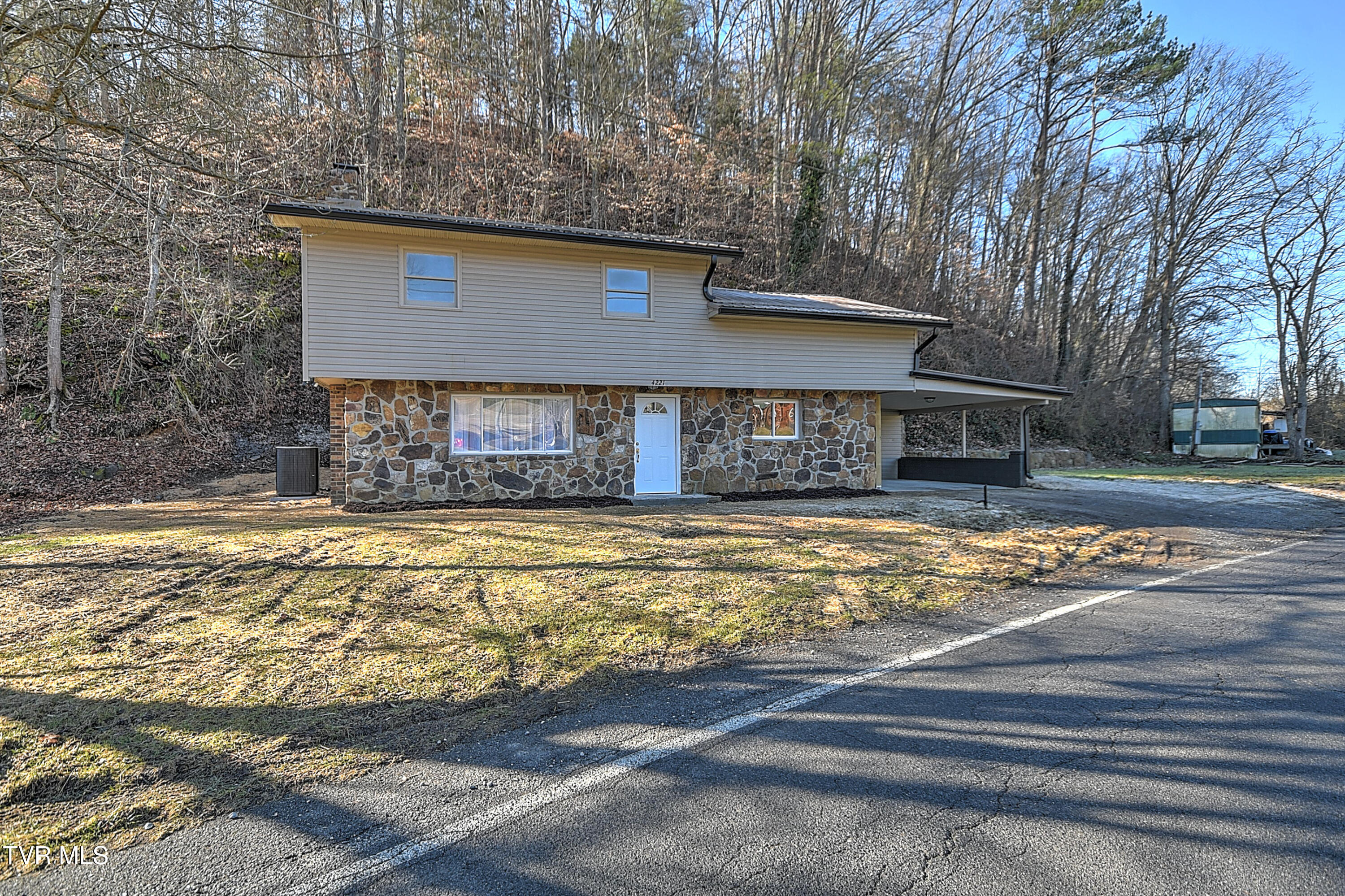 4221 Reservoir Rd CP-5