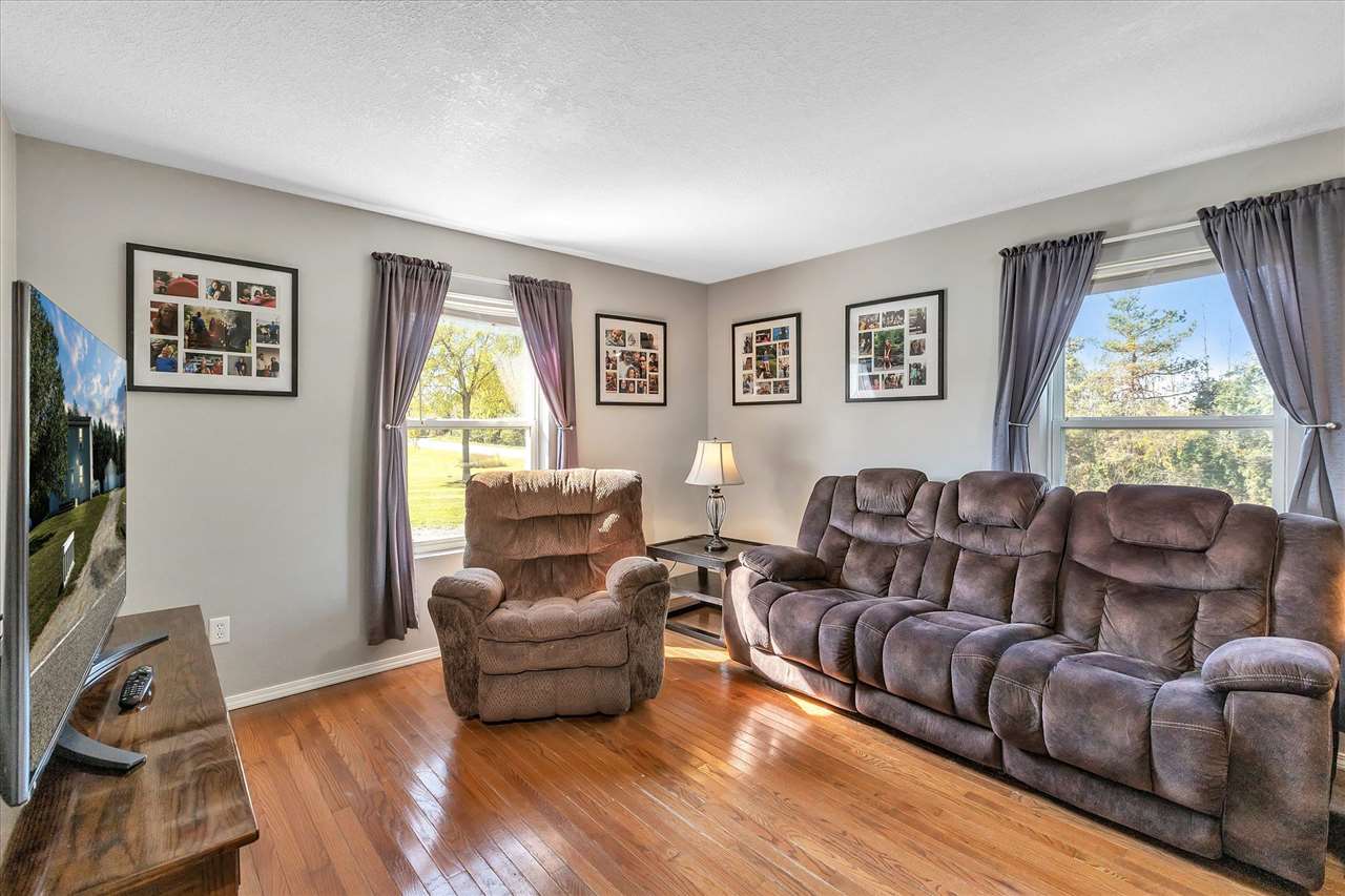 3901 South Loomis Road Mount Pleasant, MI 48858 - Photo 8 of 56 1893572-7.JPG