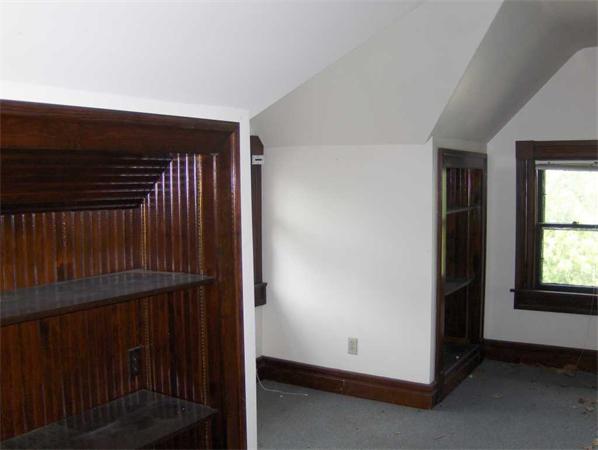 120 Harvard Street Springfield, MA 01109 - Photo 19 of 27 Gallery Image 19