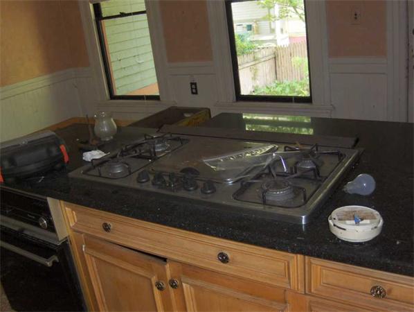120 Harvard Street Springfield, MA 01109 - Photo 10 of 27 Gallery Image 10
