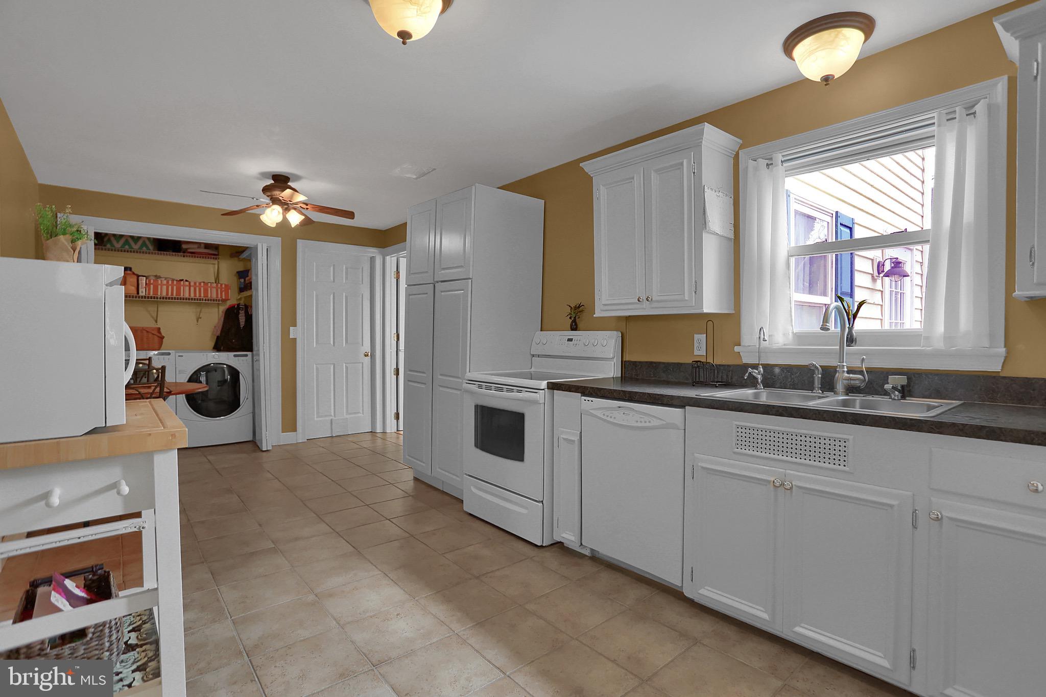 5590 Elizabethtown Road Palmyra, PA 17078 - Photo 14 of 34 Gallery Image 14