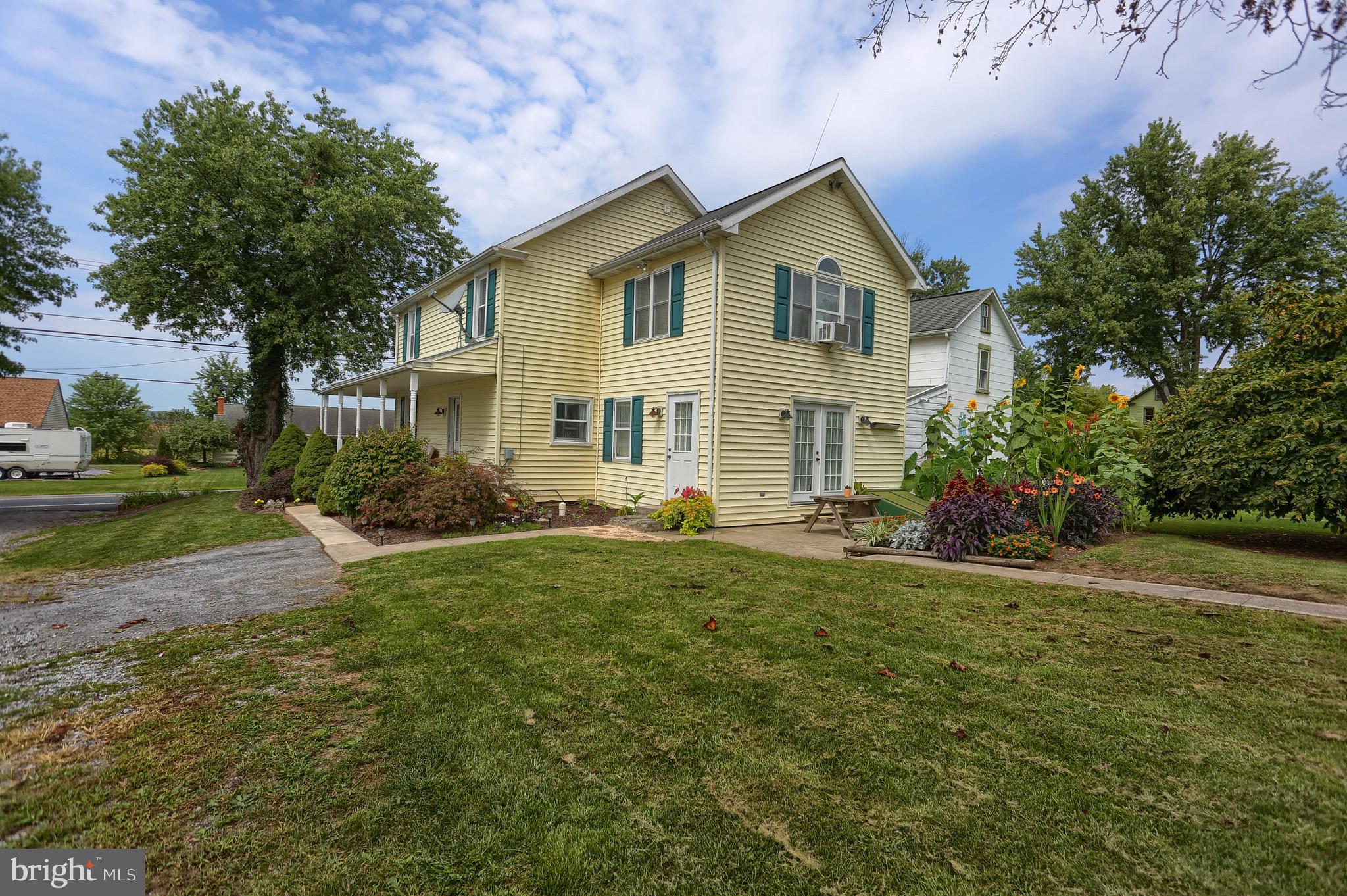 5590 Elizabethtown Road Palmyra, PA 17078 - Photo 3 of 34 Gallery Image 3