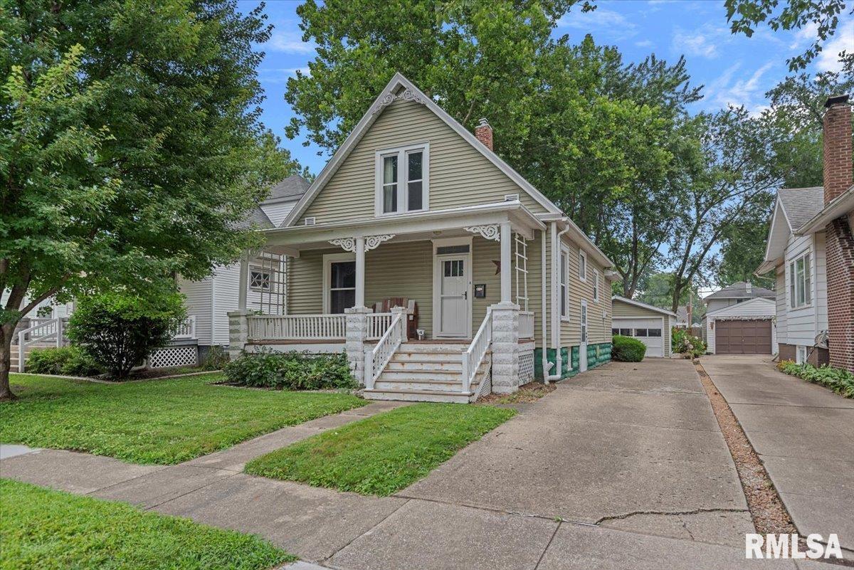 308 South Adelia Street Springfield, IL 62704 - Photo 1 of 28 Gallery Image 1