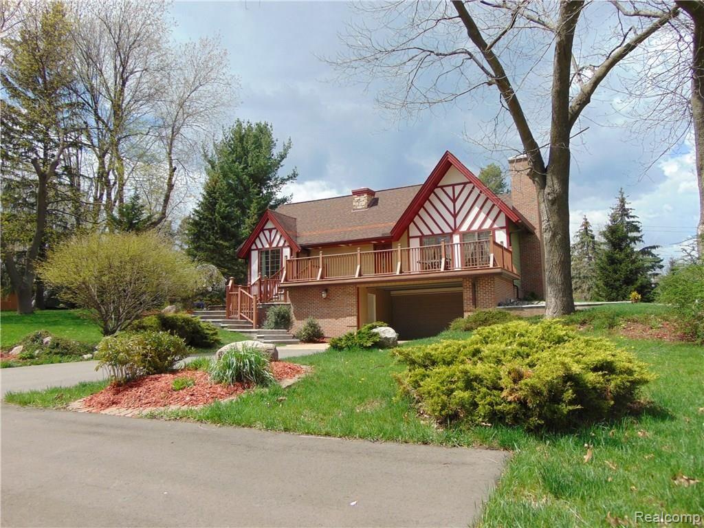 2700 Mohawk Lane Rochester Hills, MI 48306 - Photo 15 of 83