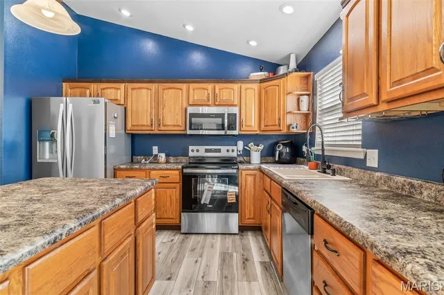 $290,000 | 103 Sunset Court, Farmington, MO 63640