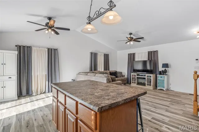 $290,000 | 103 Sunset Court, Farmington, MO 63640