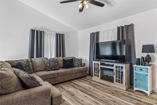 $290,000 | 103 Sunset Court, Farmington, MO 63640