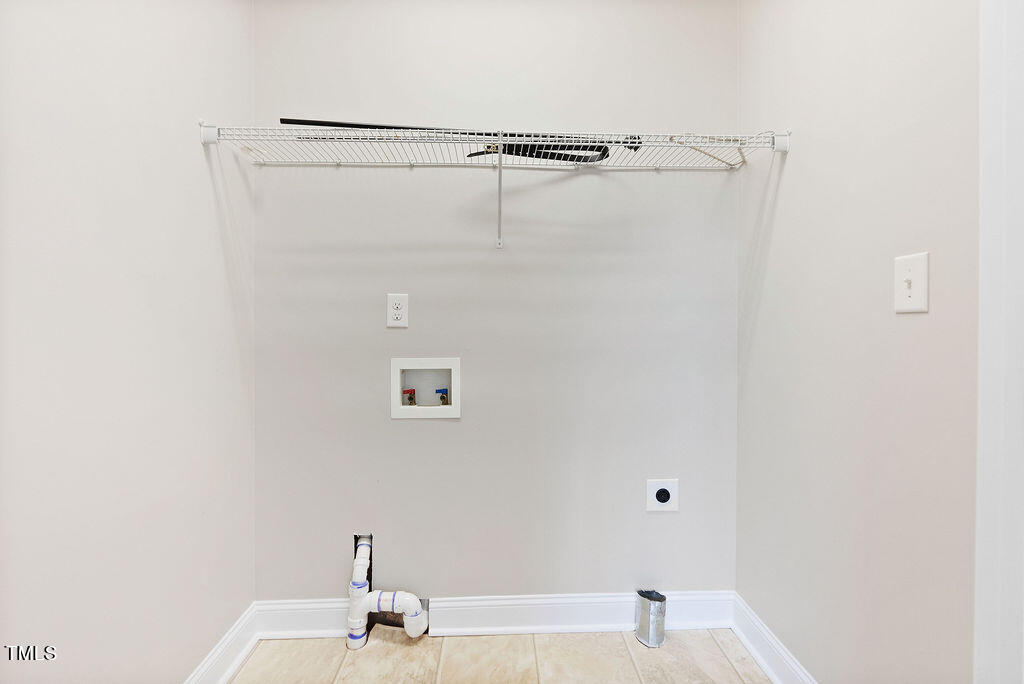 279 Zacks Mill Road Benson, NC 27504 - Photo 18 of 48 279zackmill-123