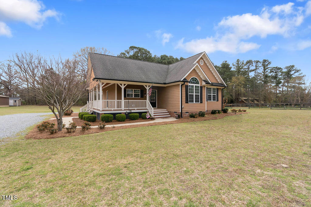 279 Zacks Mill Road Benson, NC 27504 - Photo 2 of 48 279zackmill-11