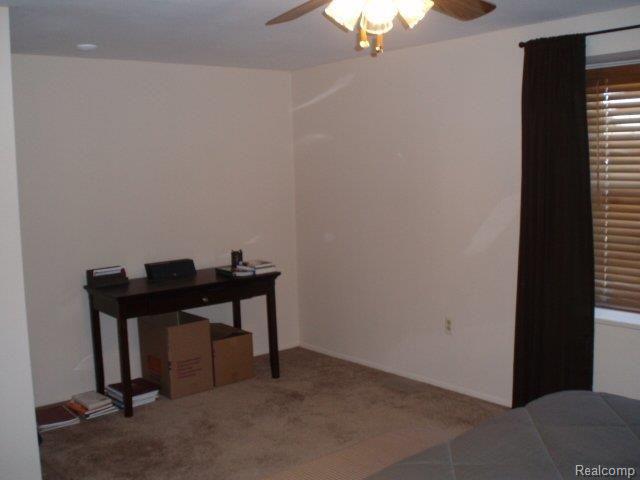 5075 Crooks Road, Unit 9 Royal Oak, MI 48073 - Photo 5 of 9 Master Office Area