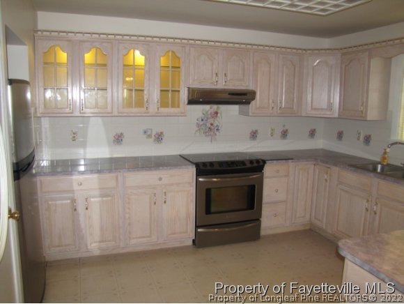 1104 Riverside Circle Spring Lake, NC 28390 - Photo 6 of 23 Gallery Image 6