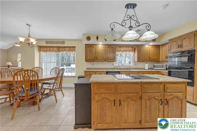 $499,900 | 210 Evergreen Court, Saylorsburg, PA 18353