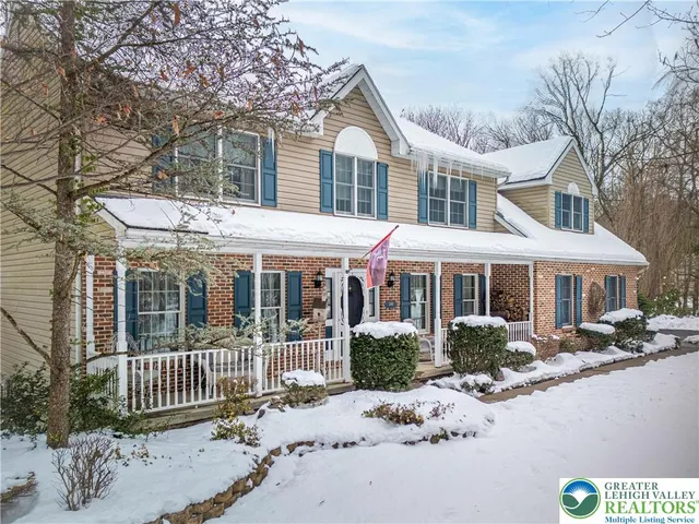 $499,900 | 210 Evergreen Court, Saylorsburg, PA 18353