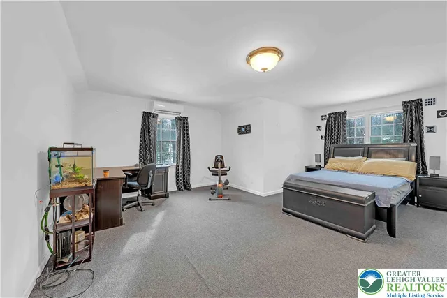 $499,900 | 210 Evergreen Court, Saylorsburg, PA 18353