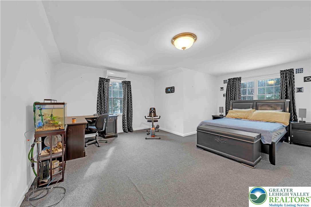 210 Evergreen Court Saylorsburg, PA 18353 - Photo 34 of 56