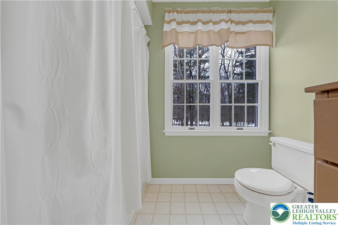 210 Evergreen Court Saylorsburg, PA 18353 - Photo 37 of 56